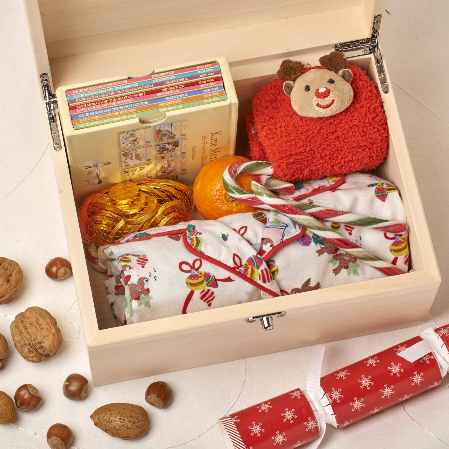Christmas Box - Personalised Wooden Christmas Eve Box - Snowflake Circle Design