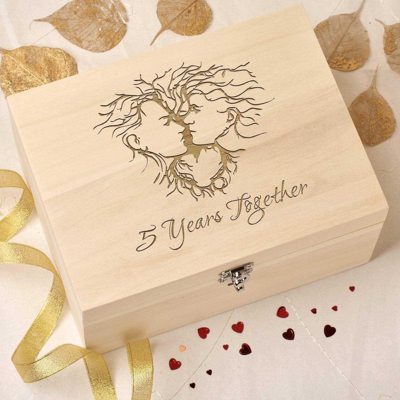 Keepsake Box - 5th Wedding Anniversary Keepsake Box - Kissing Couple