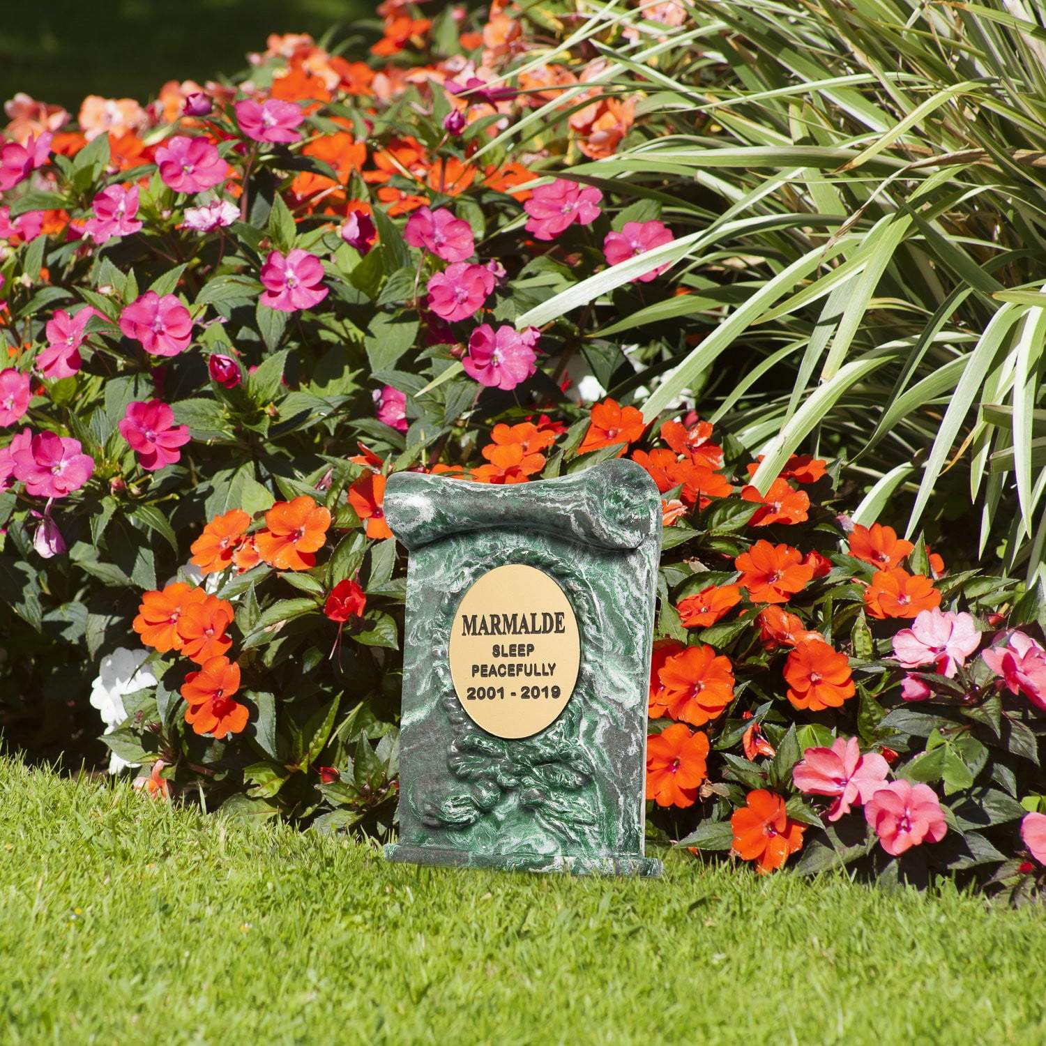 Pet Memorial Plaque - Personalised Pet Memorial Grave Marker Headstone Plaque - Scroll